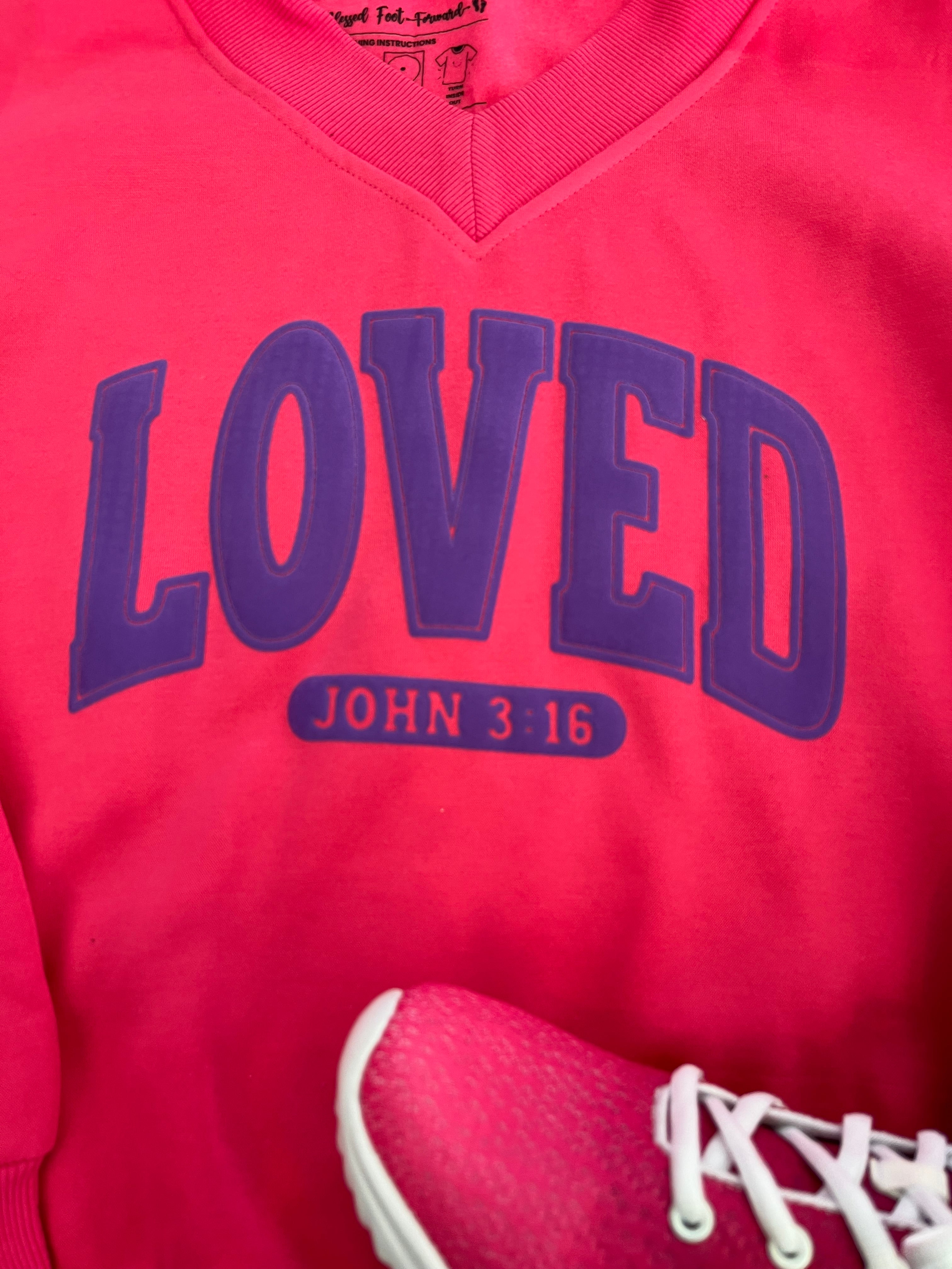 Loved V-NECK FLEECE LINED LOOSE FIT SWEATSHIRT